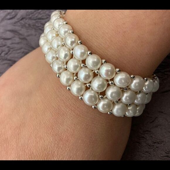Three Strand Sterling Silver & Real Fresh Water Pearls Stretch Bracelet - Picture 1 of 8